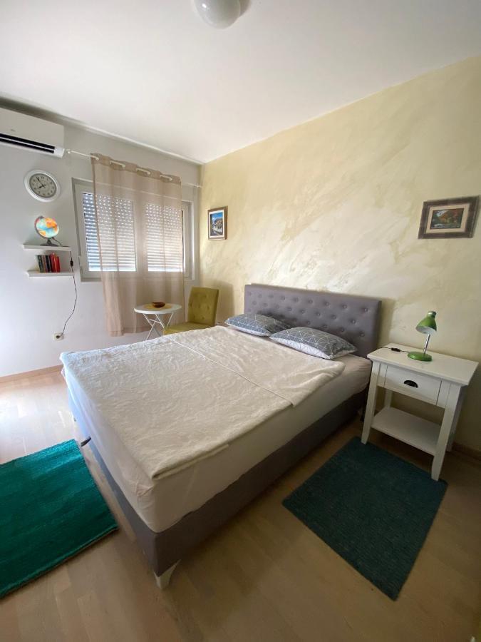 City Apartment Podgorica Buitenkant foto