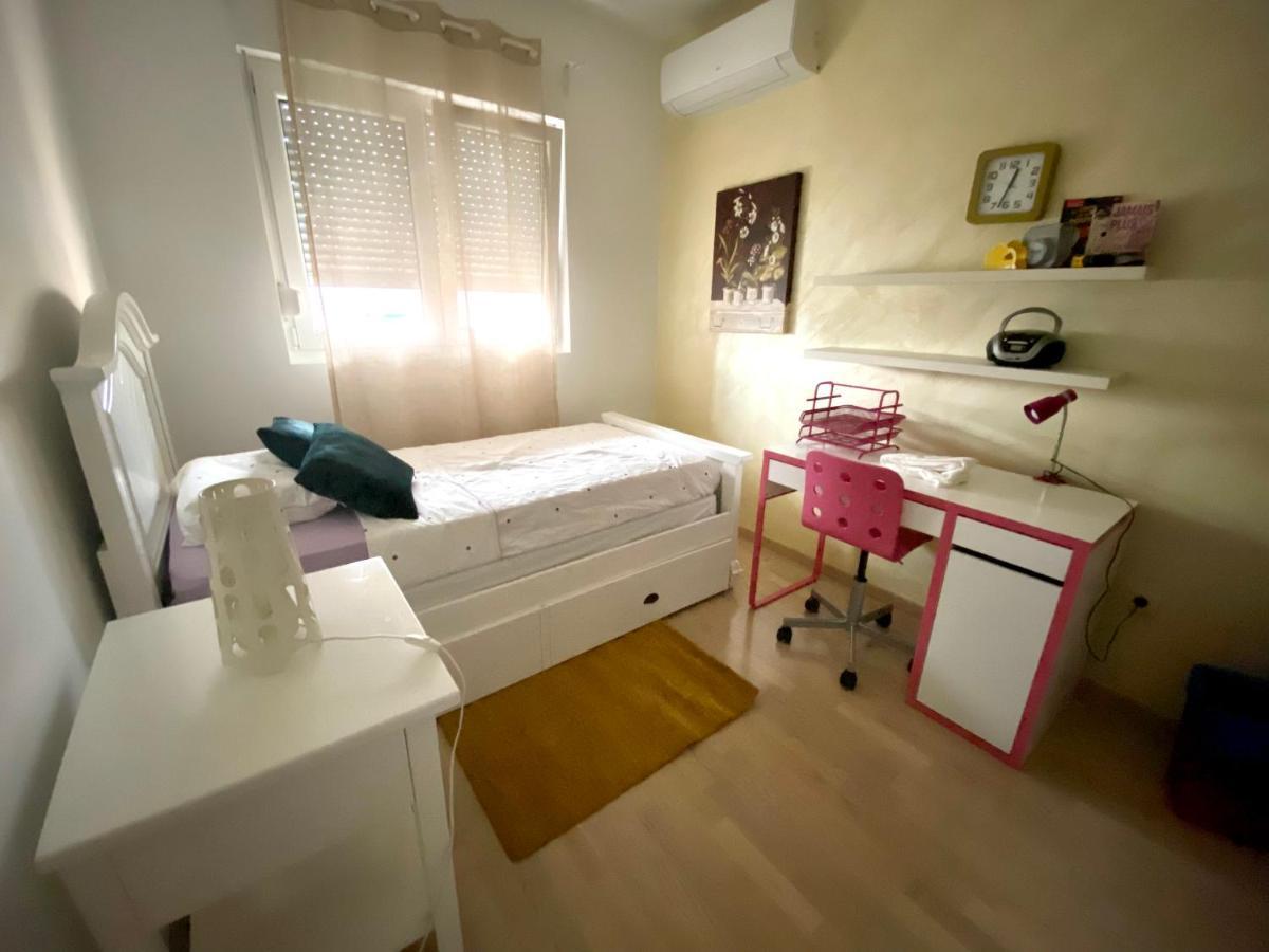 City Apartment Podgorica Buitenkant foto