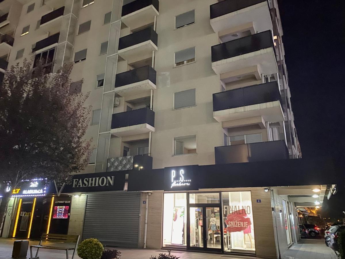 City Apartment Podgorica Buitenkant foto