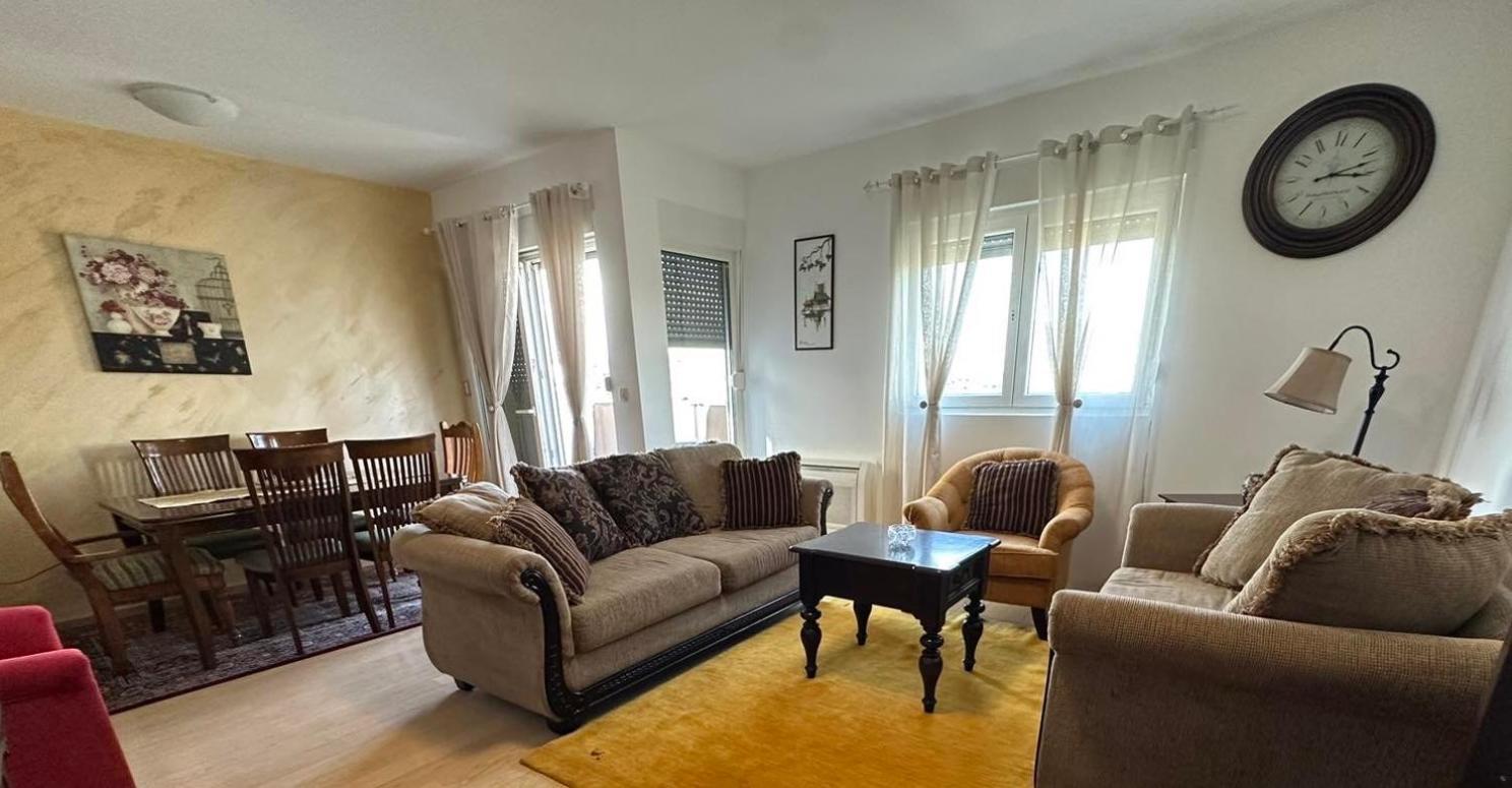 City Apartment Podgorica Buitenkant foto