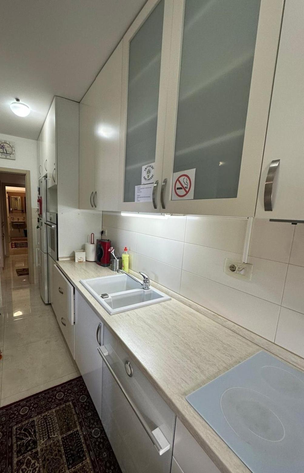 City Apartment Podgorica Buitenkant foto