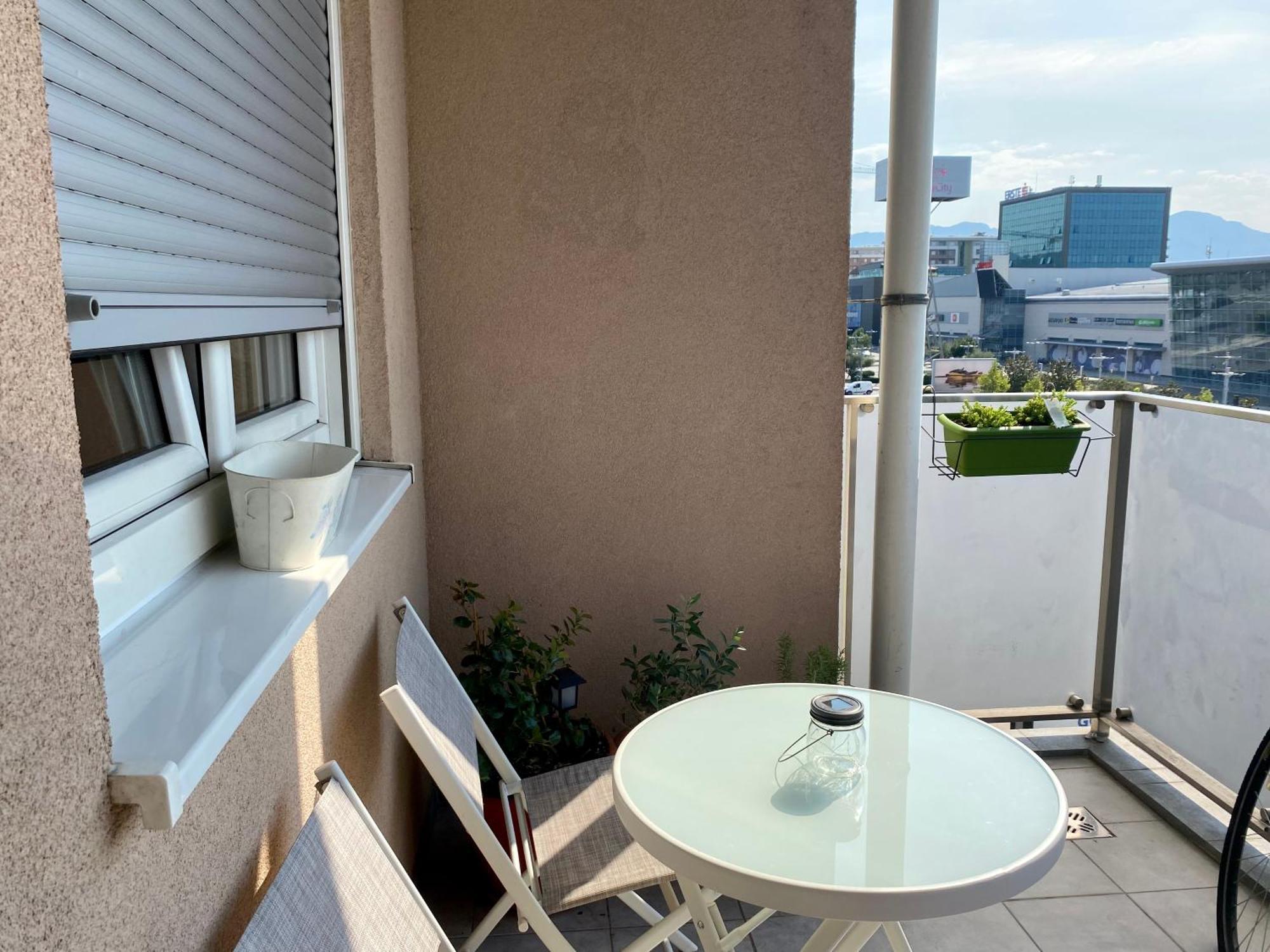 City Apartment Podgorica Buitenkant foto